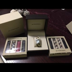 Burberry BU4511 watch